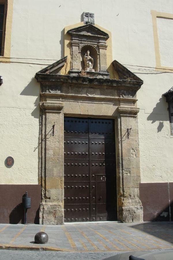 Las Columnas De Adriano. Calle Mármoles, 5 Siviglia Esterno foto